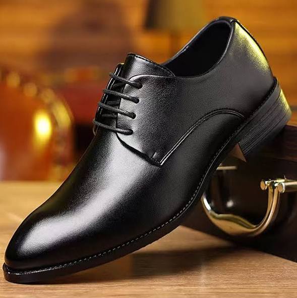 Men’s Black Leather Derby Dress Shoes